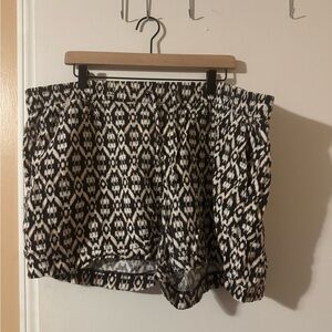 OLD NAVY LINEN SHORTS